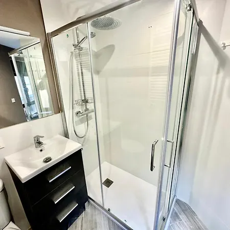 Centro Piso Brother Law Sl *